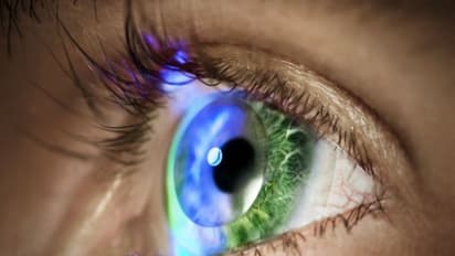 டெபிட், கிரெடிட் கார்டு இனி தேவையில்லை…. “கான்டாக்ட்லெஸ் பேமென்ட்” வந்தாச்சு!