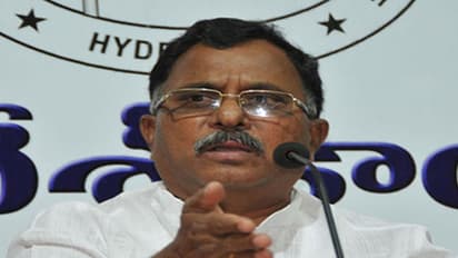 దమ్ముంటే కాంగ్రెస్ కి రాజీనామా చేసి బీజేపీ నుంచి గెలవాలి: కోమటిరెడ్డికి టీ-కాంగ్రెస్ సవాల్