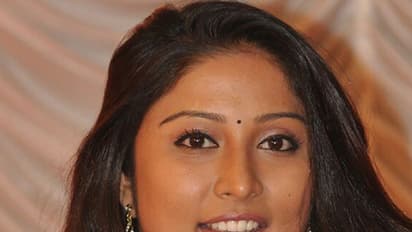 മൊബൈലില്ലാതെ എങ്ങനെ ജീവിക്കും? ബിഗ് ബോസ് ഫെയിം അര്ച്ചന