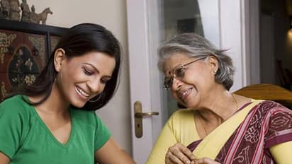 7 things to keep in mind when you meet the in-laws after wedding