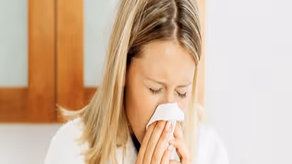 மூக்கடைப்பு பிரச்சனையில் இருந்து உடனடி நிவாரணம் வேண்டுமா? இதை முயற்சித்து பாருங்கள்...