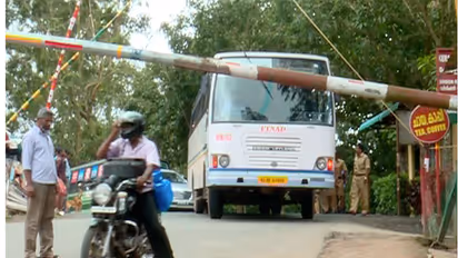 కరోనా ఎఫెక్ట్: మహారాష్ట్ర వాహనాలకు తెలంగాణలోకి నో ఎంట్రీ, సలాబత్‌పూర్ చెక్‌పోస్టు మూసివేత