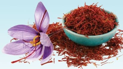 குங்குமப் பூ சாப்பிட்டால் உண்மையில் சிவப்பாகலாமா?