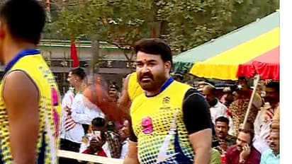 വാശിയേറിയ വോളിബോള് മത്സരം കാണാം, സൈനികരുടെ ടീമില് മോഹന്ലാല്