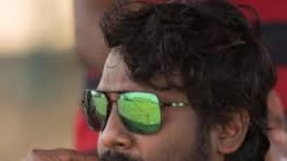 எப்படி இருந்த மனுஷன் இப்படி ஆகிட்டாரே...! பரிதாபமாக வீடியோ வெளியிட்ட நடிகர் விஜய்...!