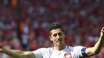 ലോകകപ്പില് നിരാശയായി; ലവന്ഡോസ്കിയുടെ കരിയര് പ്രതിസന്ധിയില്