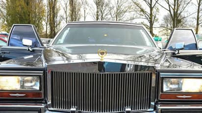 ട്രംപിന്റെ ആഡംബര കാര് വില്പ്പനയക്ക്