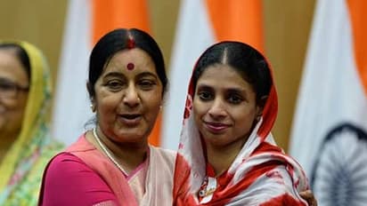 ಗೀತಾ ಪೋಷಕರ ಪತ್ತೆ ಸಹಾಯ ಮಾಡಿದ್ರೆ ಲಕ್ಷ ರೂ. ಬಹುಮಾನ: ಸಚಿವೆ ಸುಷ್ಮಾ ಸ್ವರಾಜ್