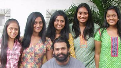 ప్రభాస్ ఇంట్లో వాళ్లకి దొరక్కుండా తప్పించుకు తిరుగుతున్నాడట