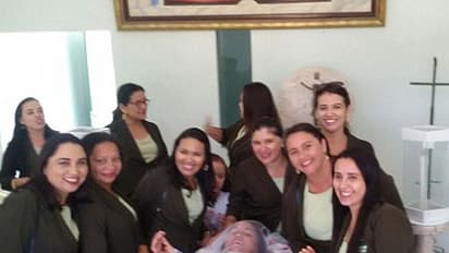 വന്നു കണ്ടവരെല്ലാം പൊട്ടിച്ചിരിച്ച് ഒരു ശവസംസ്കാരം!