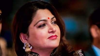 மதமாற்றம் பற்றி பேச குஷ்புவுக்கு என்ன தகுதியிருக்குது? ஸ்டாலினை சீண்டியதற்கு விழும் பகீர் பதிலடிகள்.!