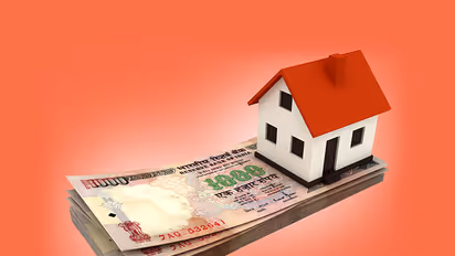 Demonetisation: Real estate suffer as sales dip