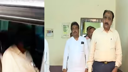 (Video)ಹೆಸರಿಗೆ ಬಿಜೆಪಿ ನಾಯಕ, ಇರೋದು ಕಾಂಗ್ರೆಸ್ಸಿಗರ ಜೊತೆಗೆ!: ನಾಯಕನ ನಡವಳಿಕೆಗೆ ಬಿಜೆಪಿ ಗರಂ..!