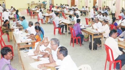 மாதம் 5000 சம்பளத்திற்கு வேலை செய்ய தயராக இருக்கும் பொறியியல், முதுகலை பட்டதாரிகள்...