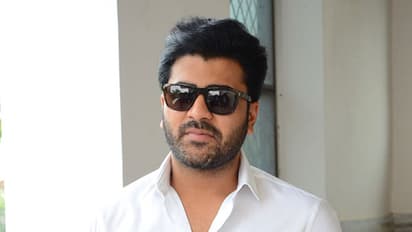 శర్వానంద్ కి షాకిచ్చిన బాహుబలి నిర్మాతలు