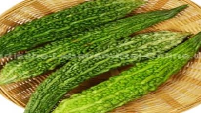 నిగారించే అందంతో మెరిసిపోవాలా?.. కాకరకాయ బెస్ట్...