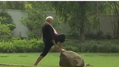 പഞ്ചഭൂതങ്ങള് ഉള്ക്കൊള്ളുന്ന വ്യായാമം; കോലിയുടെ വെല്ലുവിളി ഏറ്റെടുത്ത് പ്രധാനമന്ത്രി