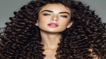 பளபளப்பான கூந்தலை பெற வேண்டுமா? இதோ உங்களுக்கான சூப்பர் டிப்ஸ்...