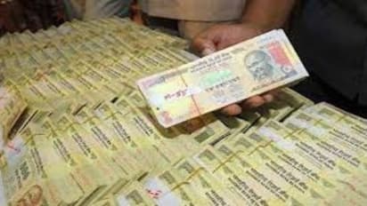 ಇನ್ನೂ ಇದೇ ನಿಷೇಧಿತ ನೋಟು ಬದಲಾವಣೆ ದಂಧೆ : ಲಕ್ಷ ಲಕ್ಷ ವಂಚನೆ