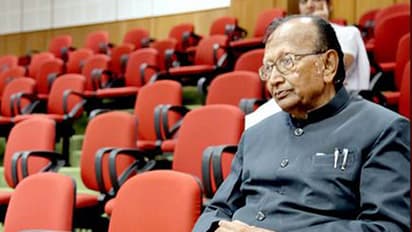 ಸನದಿ ಎಂಬ ಪ್ರಮಾಣಿಕ ದುರದೃಷ್ಟವಂತ ರಾಜಕಾರಣಿ : ಪ್ರಶಂಸೆ ಸಿಕ್ಕರೂ ಸ್ಥಾನಮಾನ ಸಿಗುತ್ತಿಲ್ಲ