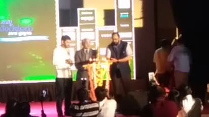 ವಿವಿಧ ಕ್ಷೇತ್ರದ ಸಾಧಕರಿಗೆ ನಮ್ಮ ಬೆಂಗಳೂರು 2018 ಪ್ರಶಸ್ತಿ ಪ್ರದಾನ