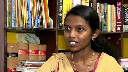 രോഹിത് വെമുലയെപ്പോലെ മരിക്കാന് വിടരുത്; പഠനം തുടരാന് അനുവദിക്കണമെന്നാവശ്യപ്പെട്ട് ആദിവാസി പെണ്കുട്ടി