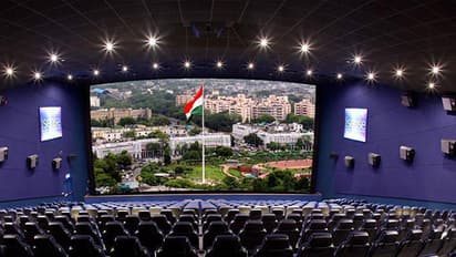 ദേശീയഗാനം കേള്പ്പിച്ചപ്പോള് എഴുനേറ്റില്ല; വികലാംഗന് പാകിസ്ഥാനിയെന്ന് മുദ്രകുത്തി ആക്ഷേപം