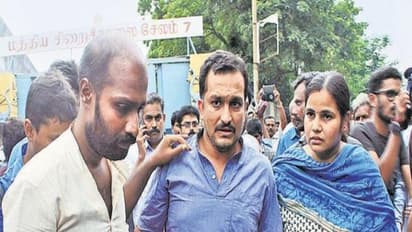 எட்டு வழிச்சாலை திட்டத்தை எதிர்த்தா இந்த கதிதான்!! நேற்று மன்சூர் அலிகான்… இன்று பியூஸ் மானுஷ்!!