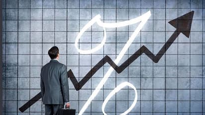 About 10% salary increase expected in 2017: Pharmaceutical, high-tech sector employees to benefit