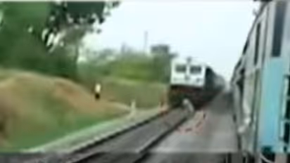 திமுக பிரமுகர்கள் நெருக்கடியால் தற்கொலை..? ரயில் முன் தலையை கொடுத்த யூனியன் பொறியாளர்…