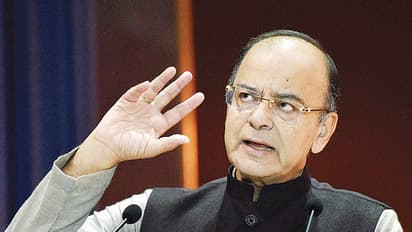 ರೆಸಾರ್ಟ್'ನಲ್ಲಿ ಡಿಕೆಶಿ ದಾಖಲೆಪತ್ರ ಹರಿದಹಾಕಿದರೆ? ಲೋಕಸಭೆಯಲ್ಲಿ ಜೇಟ್ಲಿ ಹೇಳಿದ್ದೇನು?