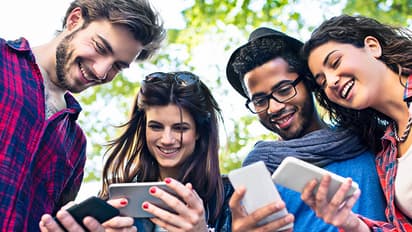 Half truth and a lot of lies: Social Responsibility in the era of the Internet