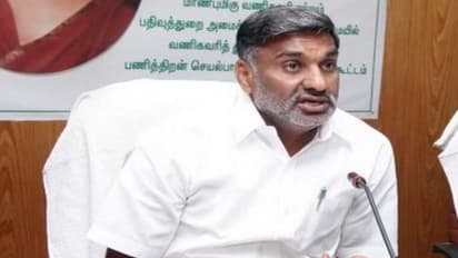 "சசிகலா குடும்பம் கொலைகார குடும்பம்" - கே.சி.வீரமணி பேச்சால் பரபரப்பு