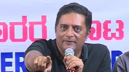 ಹಿಂದೂಗಳ ಭಾವನೆಗೆ ಧಕ್ಕೆ: ಪ್ರಕಾಶ್ ರೈಗೆ ಸಂಕಷ್ಟ