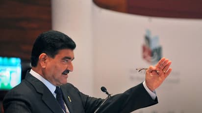 ಅನಿವಾಸಿ ಕನ್ನಡಿಗ  ಬಿ. ಆರ್. ಶೆಟ್ಟಿಗೆ ಸಂಕಷ್ಟ: ತಾವೇ ಸ್ಥಾಪಿಸಿದ ಸಂಸ್ಥೆಯಿಂದ ಹೊರಕ್ಕೆ!