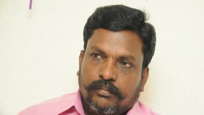 எச்.ராஜாவையும், எஸ்.வி.சேகரையும் கைது செய்யாவிட்டால் தமிழகத்திற்கு தலைவலியாக மாறுவார்கள் - திருமாவளவன்