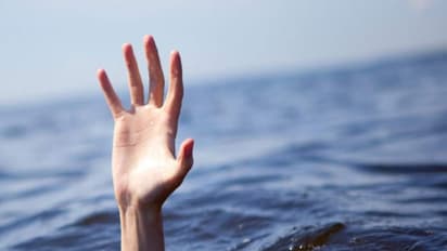 கடலில் மூழ்கி கண்ணீரில் கரைந்த காணும் பொங்கல் கொண்டாட்டம்!!