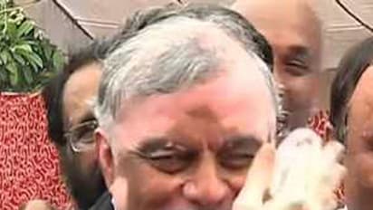 Uneasy row marks 'Vajra Keralam' celebrations; Guv, ex-CMs not invited