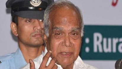 ஆளுநர் ரப்பர் ஸ்டாம்பாகத்தான் இருக்கணும்... ஆக்சன் காட்டக் கூடாது... போராடியவர்கள் கைது!