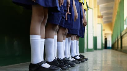 ఘోరం.. పీటీ క్లాస్ మిస్ అయ్యారని 200 సిట్ అప్ ల శిక్ష.. 170 మంది బాలికలకు అస్వస్థత..