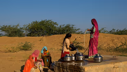 Inspiring: Karnataka woman single-handedly digs a well for water