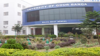 சட்டக் கல்லூரித் தேர்வில் காதல் கடிதம் - வாய் விட்டு கதறிய கல்லூரி ஆசிரியர்கள்