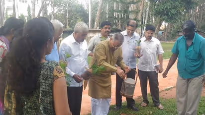 Veterans, students celebrate World Environment Day with sapling drive