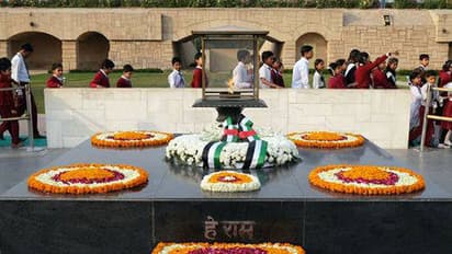 രാജ്ഘട്ടില് കാണിക്കവഞ്ചി; രാഷ്ട്രപിതാവിനെ അപമാനിക്കരുതെന്ന് കോടതി