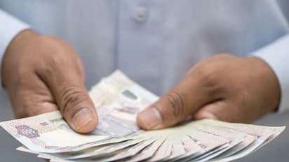 ദുബായില്‍ നിന്ന് നാട്ടില്‍ പോകാന്‍ 700 ദിര്‍ഹം കൊടുത്ത് പാസ്പോര്‍ട്ട് കടം വാങ്ങി; പിന്നെ സംഭവിച്ചത്