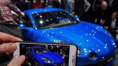 Buying auto insurance? 5 things to keep in mind