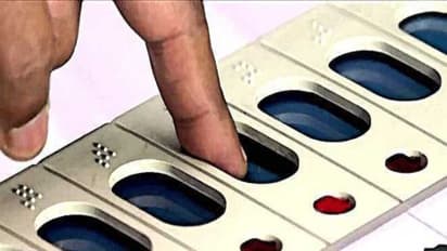 "நோட்டாவுக்கு வாக்களிக்கும் எம்எல்ஏக்களை தகுதி நீக்கம் செய்ய வேண்டும்" - காங்கிரஸ் கோரிக்கை!!