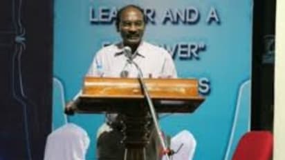 அரசு பள்ளியில் படிச்சாலும் ஹை பொஸிசனுக்கு வரலாம்…. ISRO தலைவர் சிவன் சொல்கிறார் !!