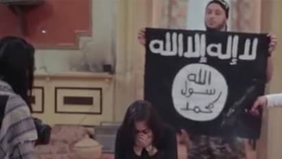 ഐസിസ് ഭീകരരുടെ വേഷമിട്ട് ചാനലിന്റെ തമാശപരിപാടി; കാര്യമറിയാതെ നിലവിളിച്ച് യുവനടി