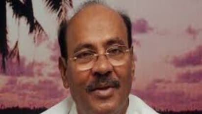 பெரும்பான்மை இழந்த அதிமுக அரசை கலையுங்கள் !! ராமதாஸ் ஆவேசம்.!!!